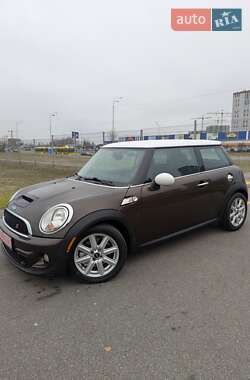 Хэтчбек MINI Hatch 2011 в 