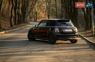 Хэтчбек MINI Hatch 2009 в Львове