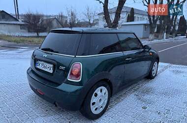 Хетчбек MINI Hatch 2010 в Радивиліві