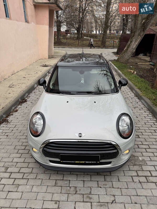 Хетчбек MINI Hatch 2017 в Тернополі фото 5 Хетчбек MINI Hatch 2017 в Тернополі