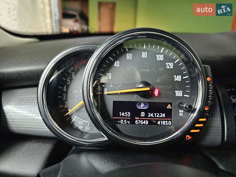 Хетчбек MINI Hatch 2015 в Львові