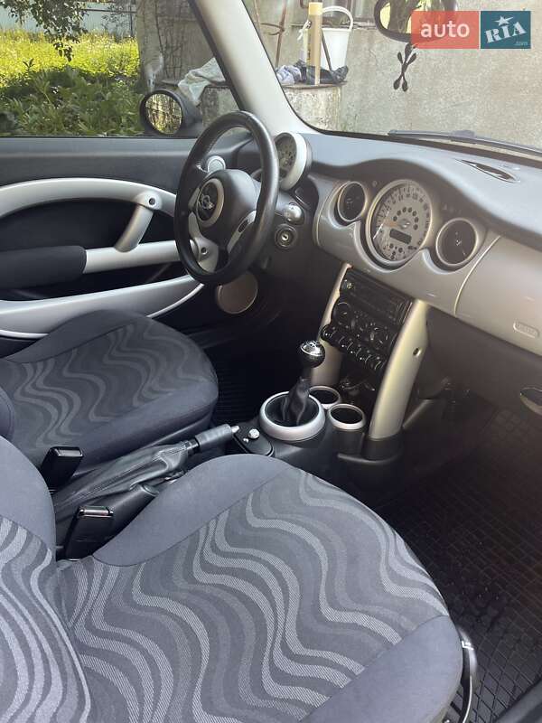 Хетчбек MINI Hatch 2004 в Ірпені фото 5 Хетчбек MINI Hatch 2004 в Ірпені