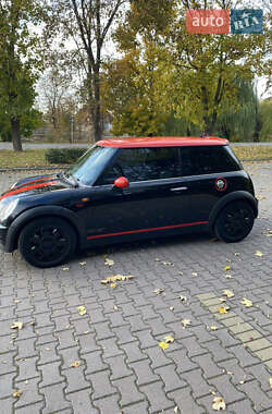 Хетчбек MINI Hatch 2003 в Миргороді
