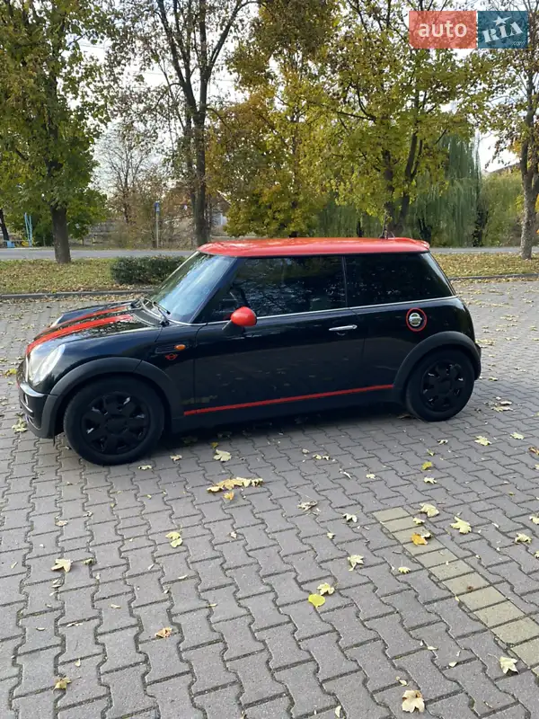 Хэтчбек MINI Hatch 2003 в 