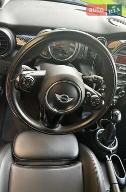 Хэтчбек MINI Hatch 2015 в Киеве