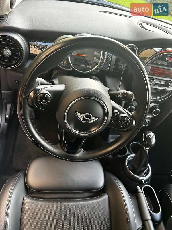 Хетчбек MINI Hatch 2015 в Києві фото 8 Хетчбек MINI Hatch 2015 в Києві