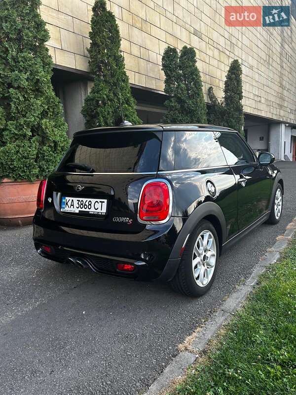 Хетчбек MINI Hatch 2015 в Києві фото 11 Хетчбек MINI Hatch 2015 в Києві