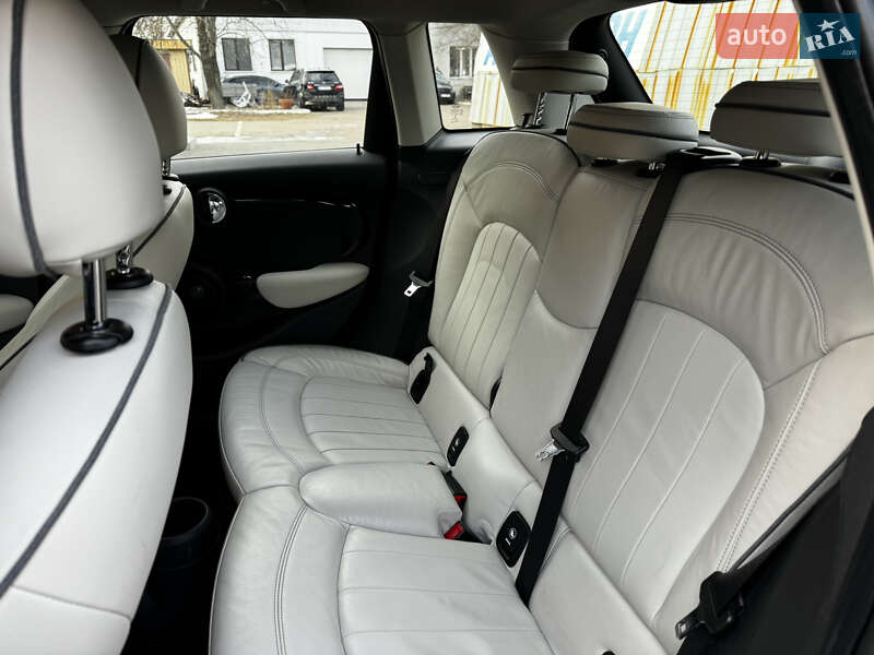 Хетчбек MINI Hatch 2015 в Києві