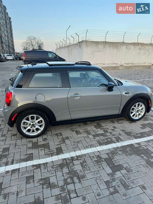Хетчбек MINI Hatch 2020 в Києві