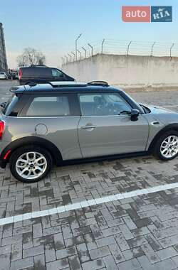 Хэтчбек MINI Hatch 2020 в 