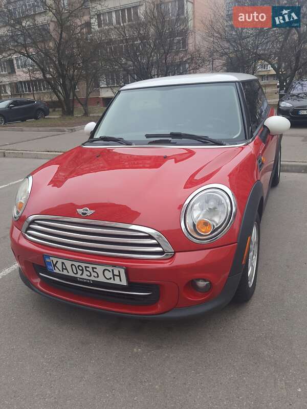 Хетчбек MINI Hatch 2012 в Броварах