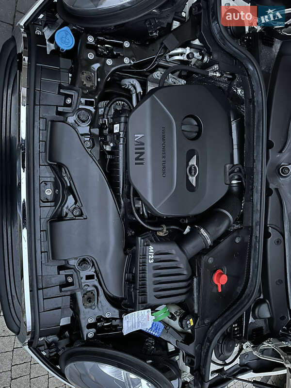 Хэтчбек MINI Hatch 2016 в Львове