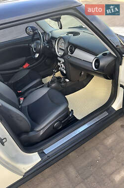 Хэтчбек MINI Hatch 2009 в 