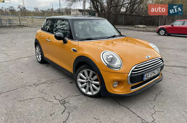 Хэтчбек MINI Hatch 2014 в Днепре Хэтчбек MINI Hatch 2014 в Днепре