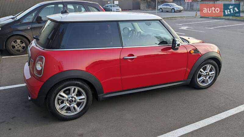 Хетчбек MINI Hatch 2012 в Києві
