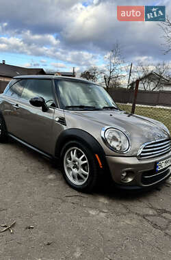 Хэтчбек MINI Hatch 2011 в Львове