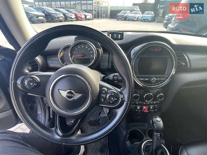 Хетчбек MINI Hatch 2014 в Львові