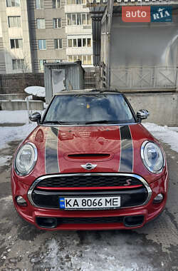 Хэтчбек MINI Hatch 2015 в Киеве