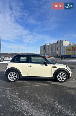 Хэтчбек MINI Hatch 2007 в Ирпене