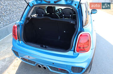 Хетчбек MINI Hatch 2015 в 