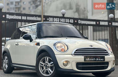 Хэтчбек MINI Hatch 2011 в Одессе