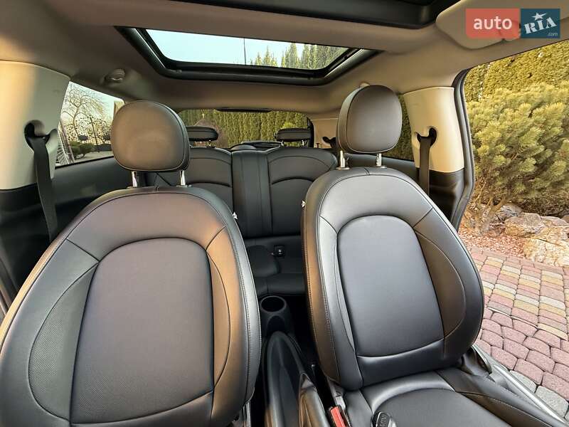 Хетчбек MINI Hatch 2014 в Хусті
