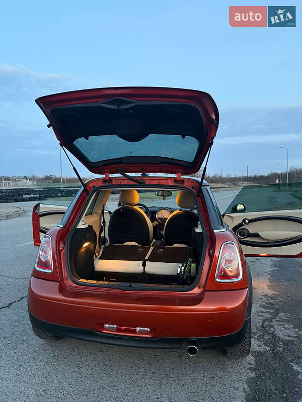 Хетчбек MINI Hatch 2011 в Львові фото 13 Хетчбек MINI Hatch 2011 в Львові