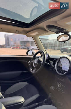 Хэтчбек MINI Hatch 2011 в 