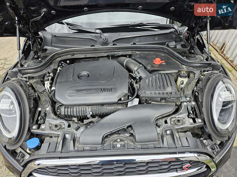 Хетчбек MINI Hatch 2019 в Києві