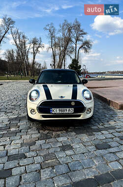 Хетчбек MINI Hatch 2015 в Києві