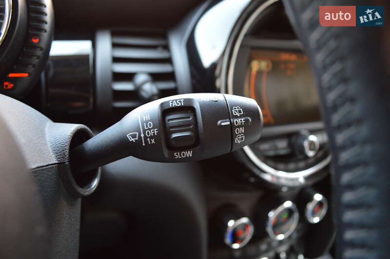Хетчбек MINI Hatch 2014 в Львові