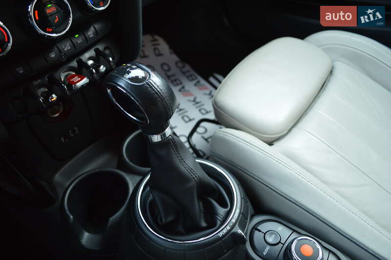 Хетчбек MINI Hatch 2014 в Львові
