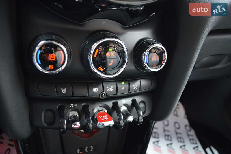 Хетчбек MINI Hatch 2014 в Львові