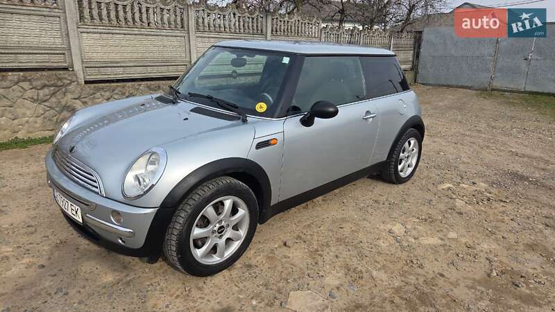 Хэтчбек MINI Hatch 2003 в 