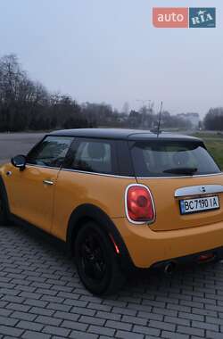 Хэтчбек MINI Hatch 2014 в Львове