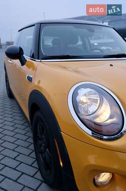 Хетчбек MINI Hatch 2014 в 