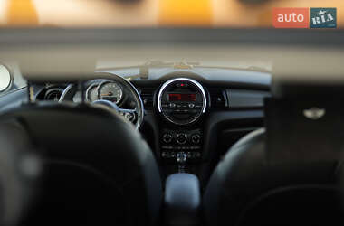 Хетчбек MINI Hatch 2014 в 
