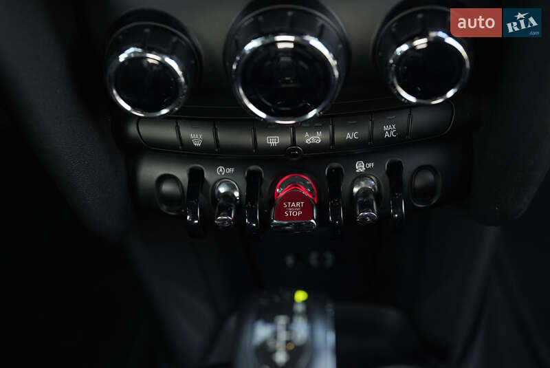 Хетчбек MINI Hatch 2014 в Києві