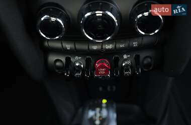 Хетчбек MINI Hatch 2014 в 