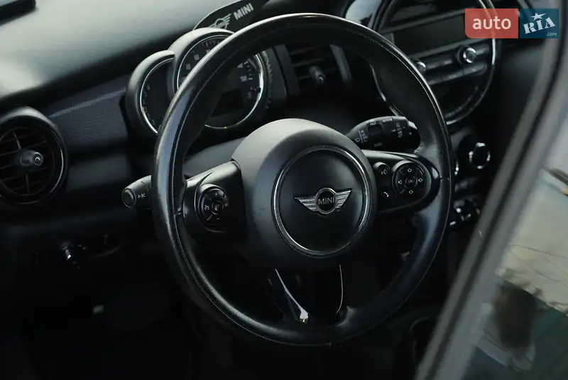 Хэтчбек MINI Hatch 2014 в 