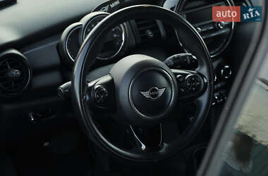 Хетчбек MINI Hatch 2014 в 