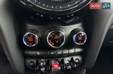 Хетчбек MINI Hatch 2015 в 