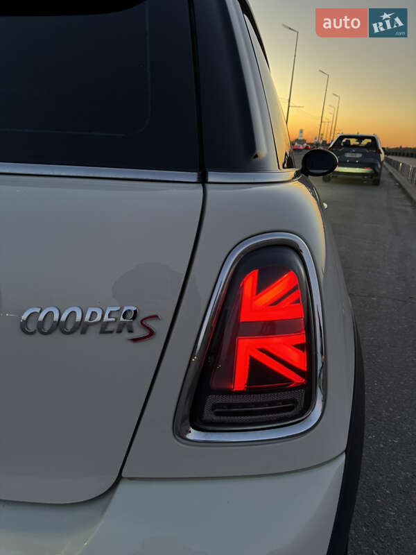 Хетчбек MINI Hatch 2010 в Києві