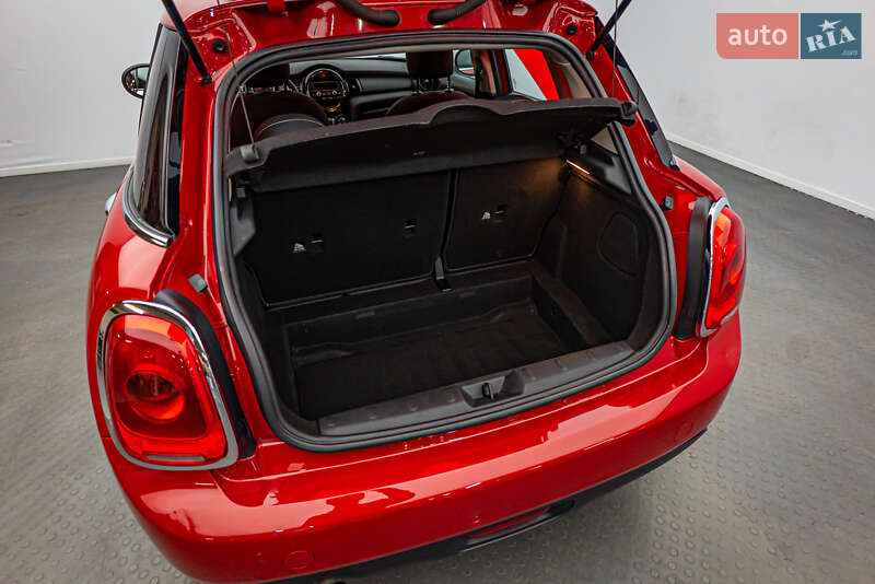 Хетчбек MINI Hatch 2016 в Києві