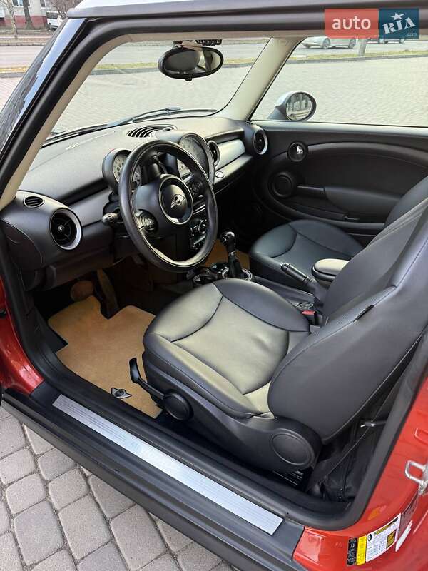 Хетчбек MINI Hatch 2012 в Хмельницькому