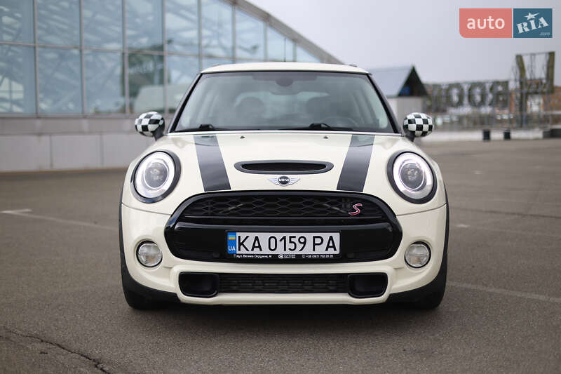 Хэтчбек MINI Hatch 2017 в 