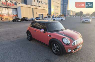 Хэтчбек MINI Hatch 2008 в 