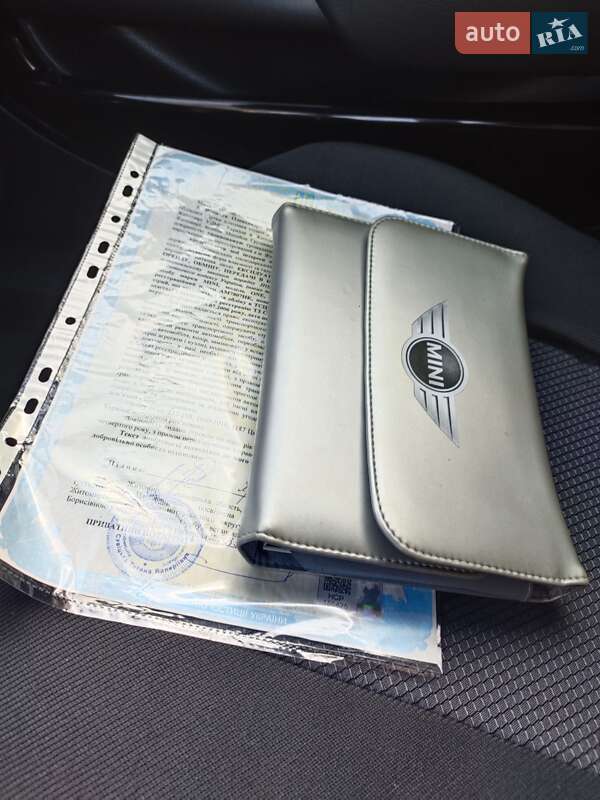 Хетчбек MINI Hatch 2006 в Рівному