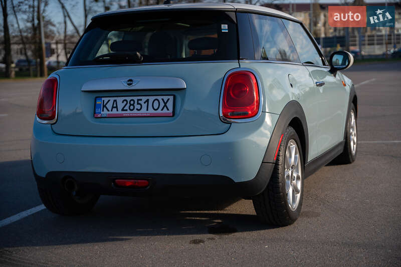 Хетчбек MINI Hatch 2014 в Києві