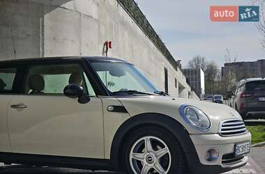 Хэтчбек MINI Hatch 2009 в 
